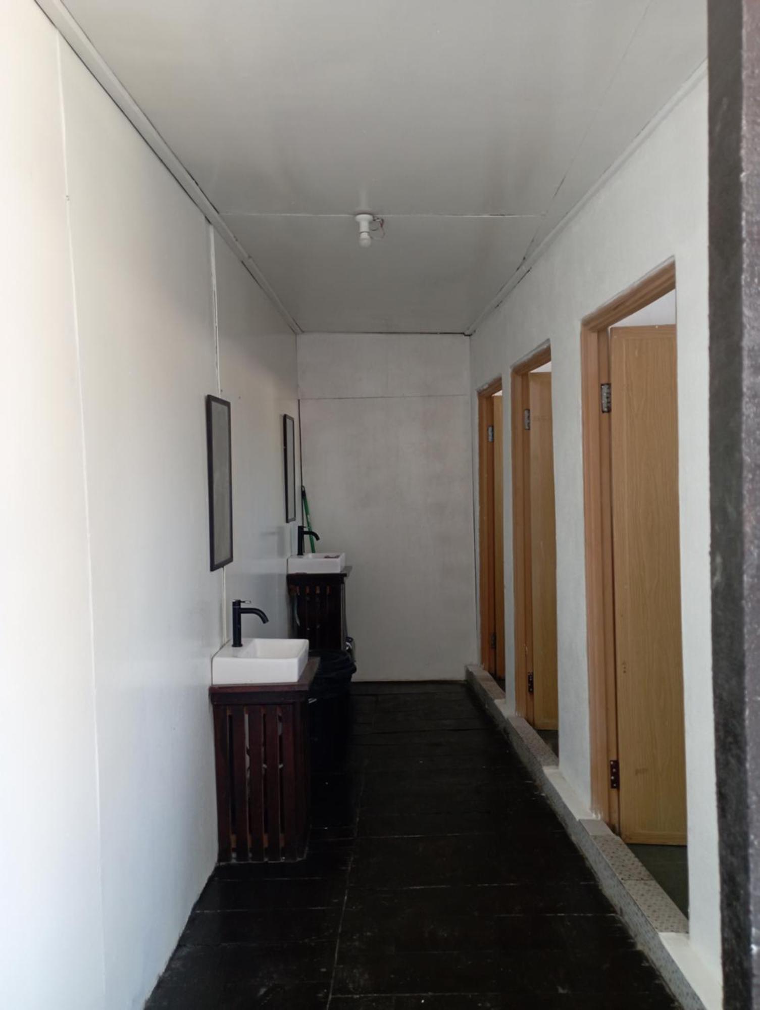 Seahorse Diver Guesthouse Kampong Pasir Panjang  Bagian luar foto