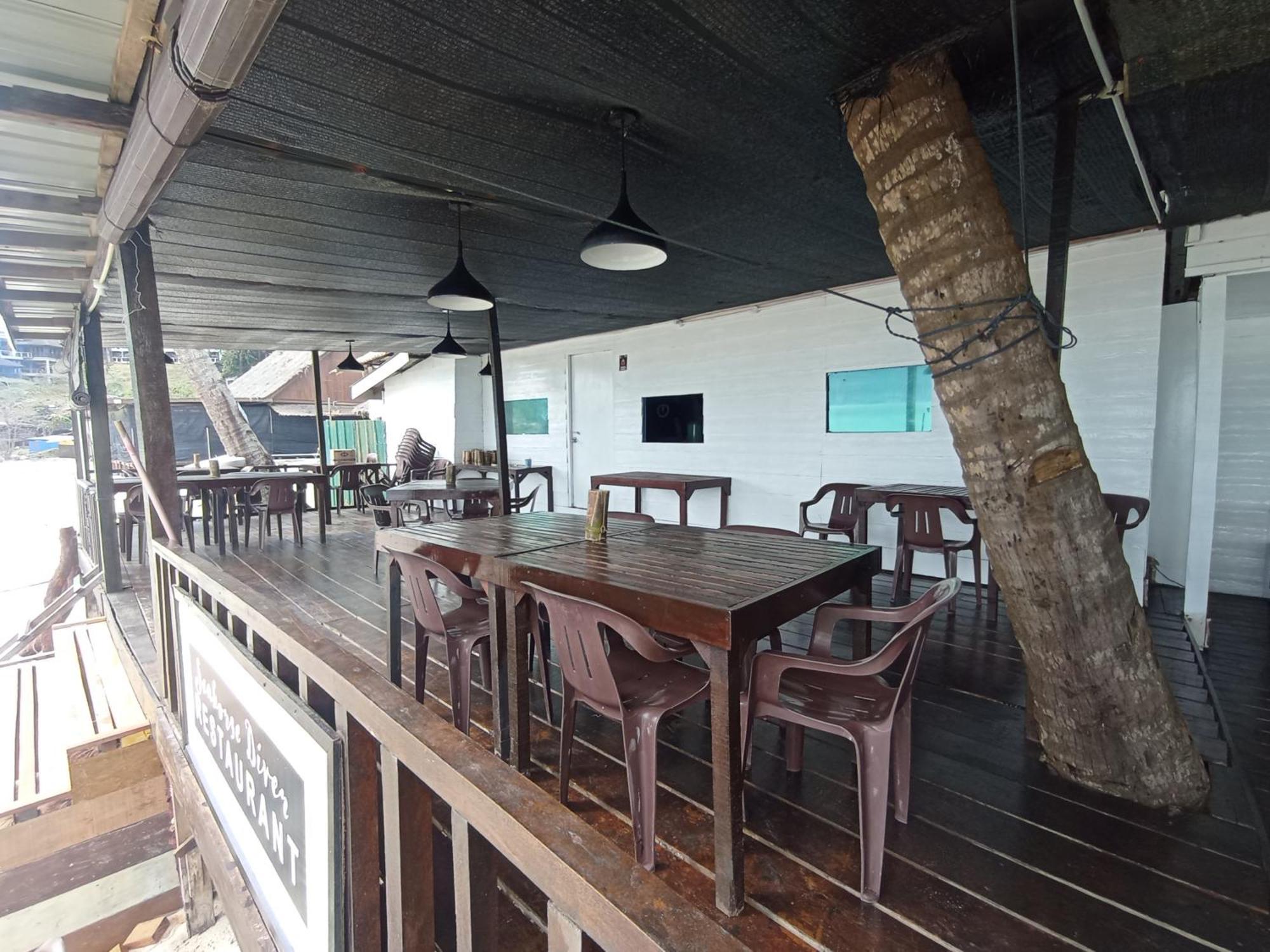 Seahorse Diver Guesthouse Kampong Pasir Panjang  Bagian luar foto