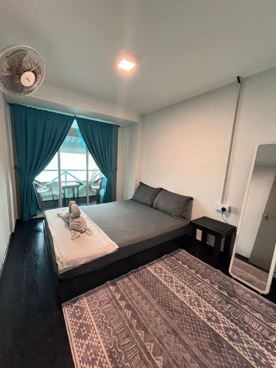 Seahorse Diver Guesthouse Kampong Pasir Panjang  Bagian luar foto